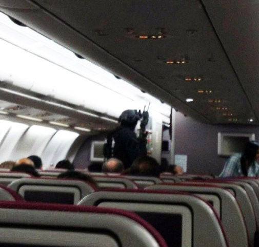 Αυτός είναι ο αεροπειρατής της Μελβούρνης – Το χρονικό της σύλληψης (εικόνες)